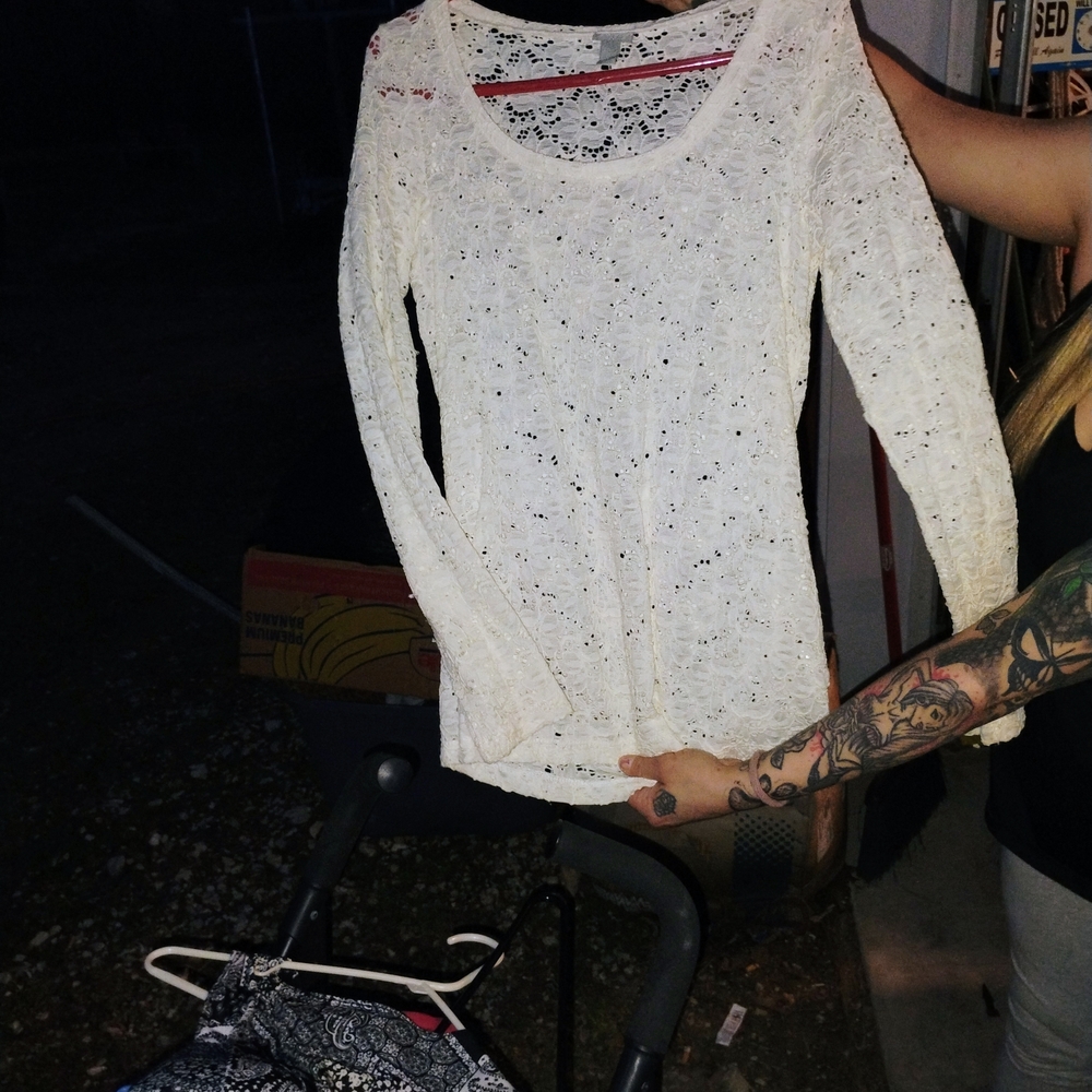 Vanity Women's White Lace Top